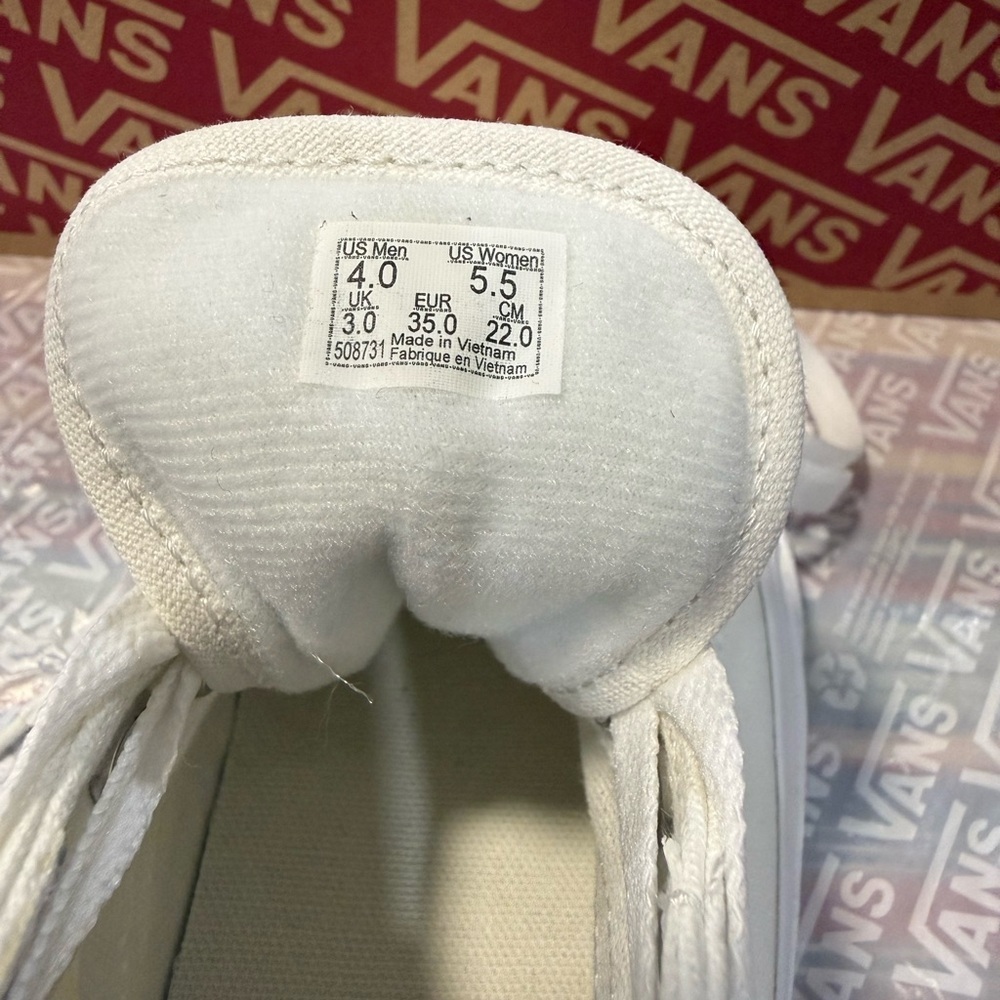 VANS / Old Skool True White, women’s-Men's / Sneakers /Size Women’s 5.5 Men’s4 - Picture 9 of 11